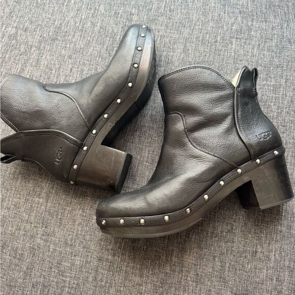 UGG Women's Cam II Leather and Sheepskin Booties Sz 10 - Picture 3 of 15